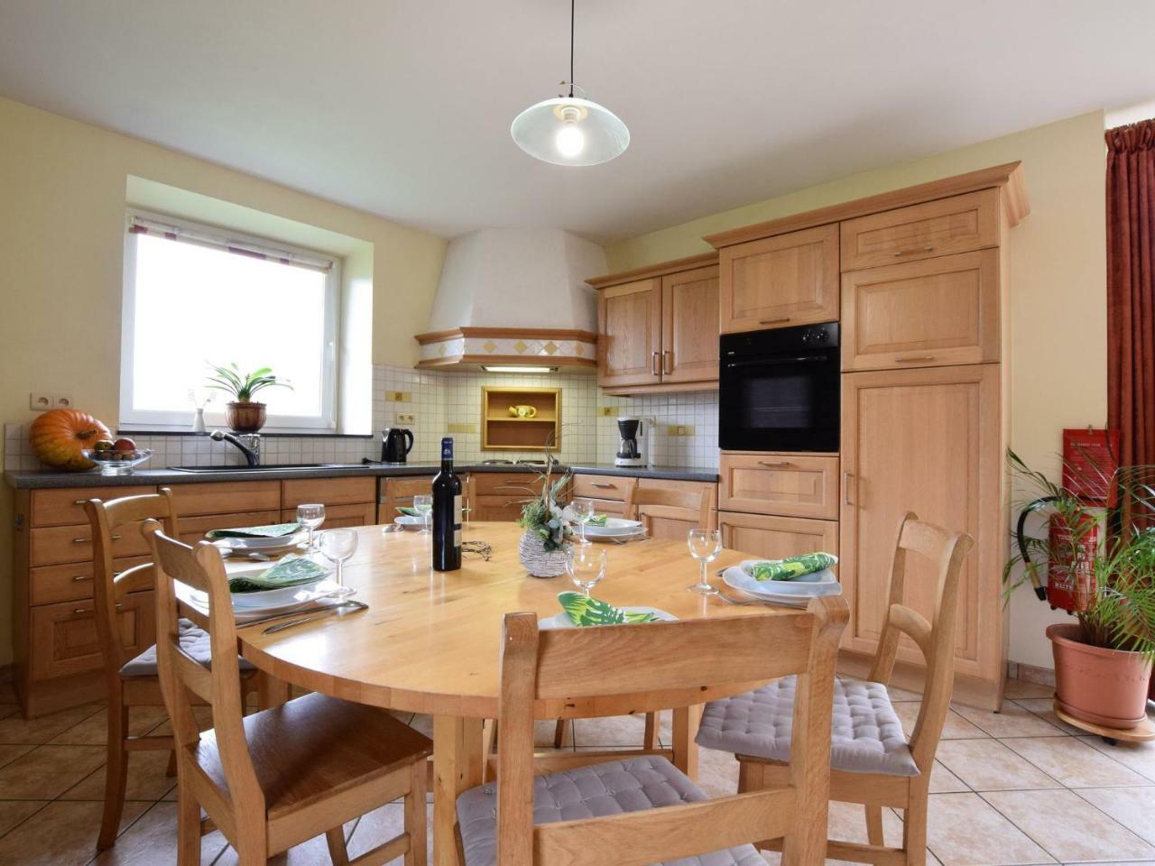 Comfortable Cottage In Neufmoulin With Meadow View Houffalize Zewnętrze zdjęcie