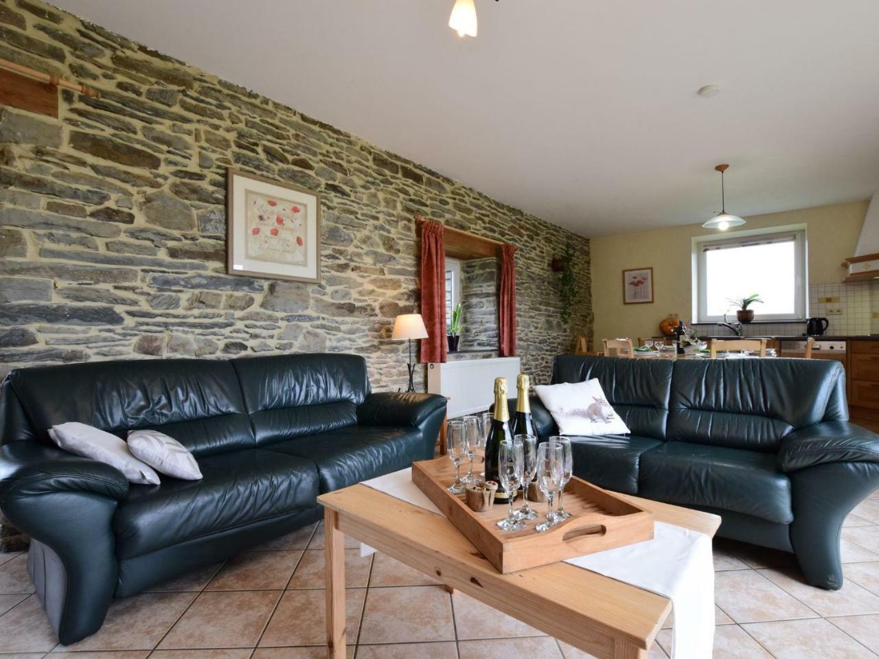 Comfortable Cottage In Neufmoulin With Meadow View Houffalize Zewnętrze zdjęcie
