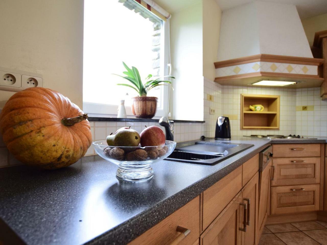 Comfortable Cottage In Neufmoulin With Meadow View Houffalize Zewnętrze zdjęcie
