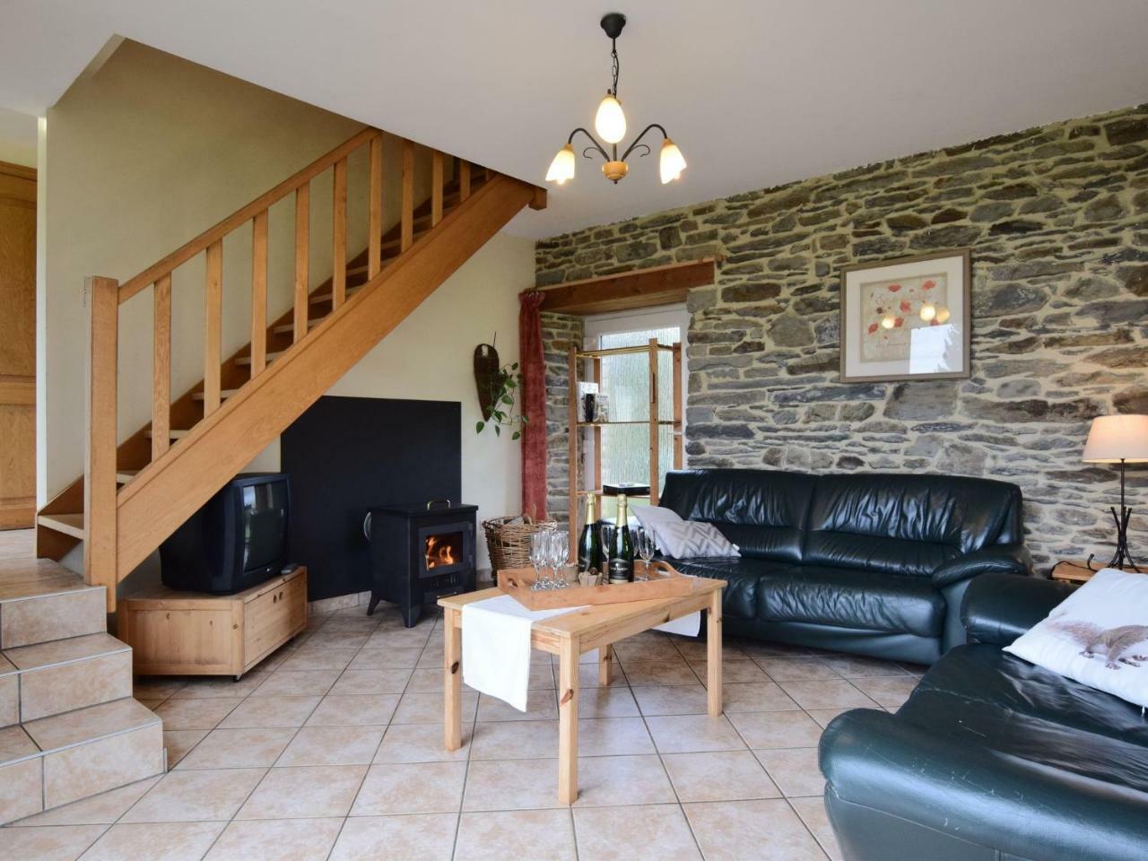 Comfortable Cottage In Neufmoulin With Meadow View Houffalize Zewnętrze zdjęcie