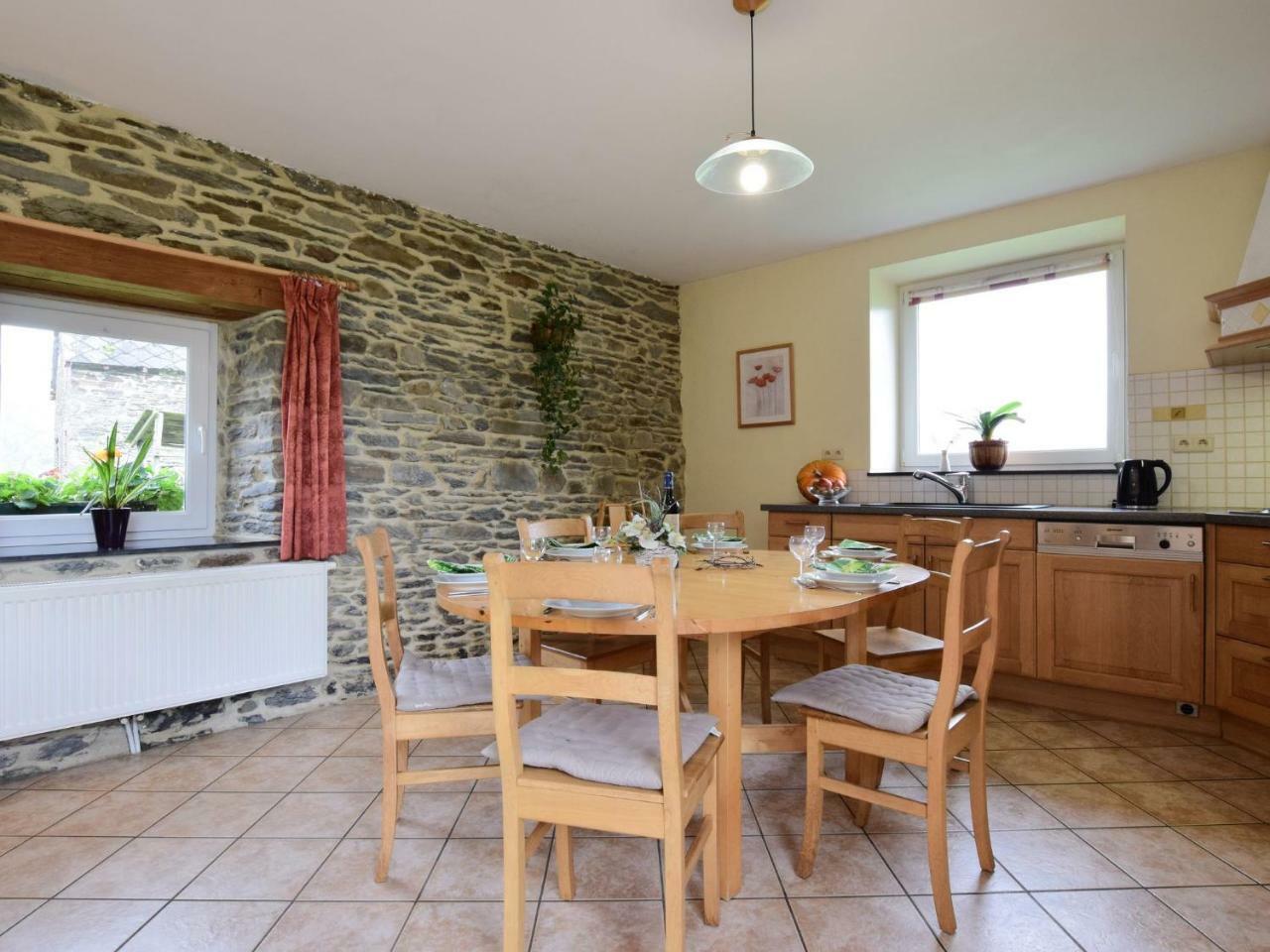 Comfortable Cottage In Neufmoulin With Meadow View Houffalize Zewnętrze zdjęcie